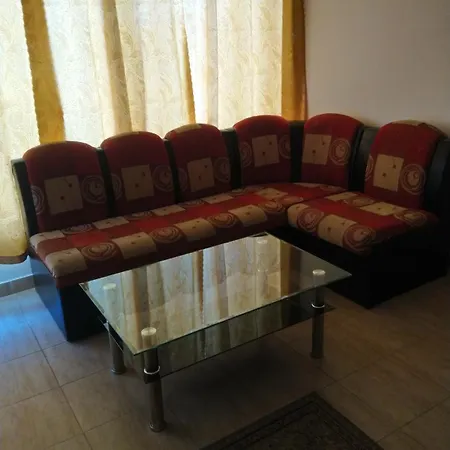 уют Casa de hóspedes 3*