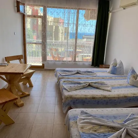 Guest house уют Sveti Vlas